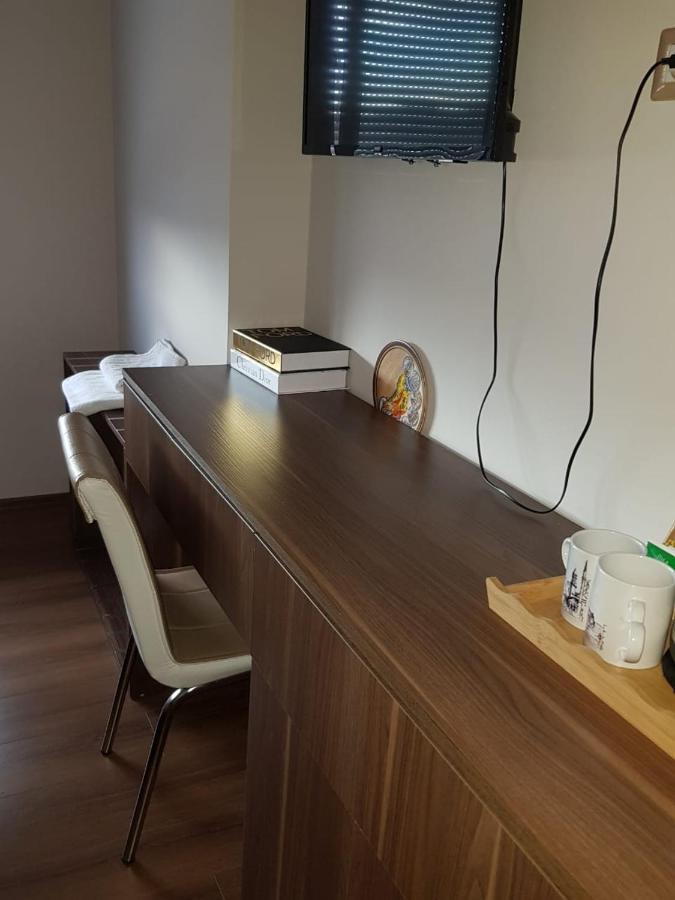 Veranda Rooms And Apartments Tirana Exterior photo