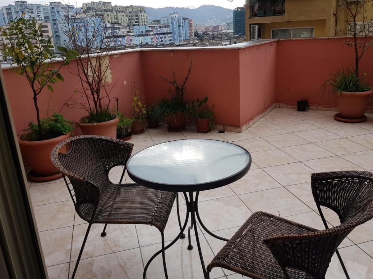 Veranda Rooms And Apartments Tirana Exterior photo